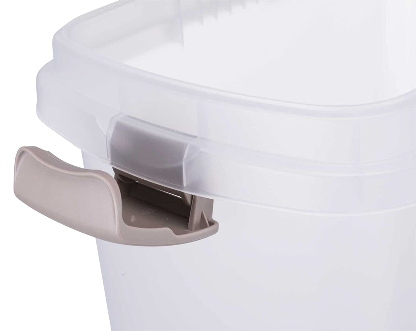 Trixie Feed Barrel for Dogs, Cats and Other Animals