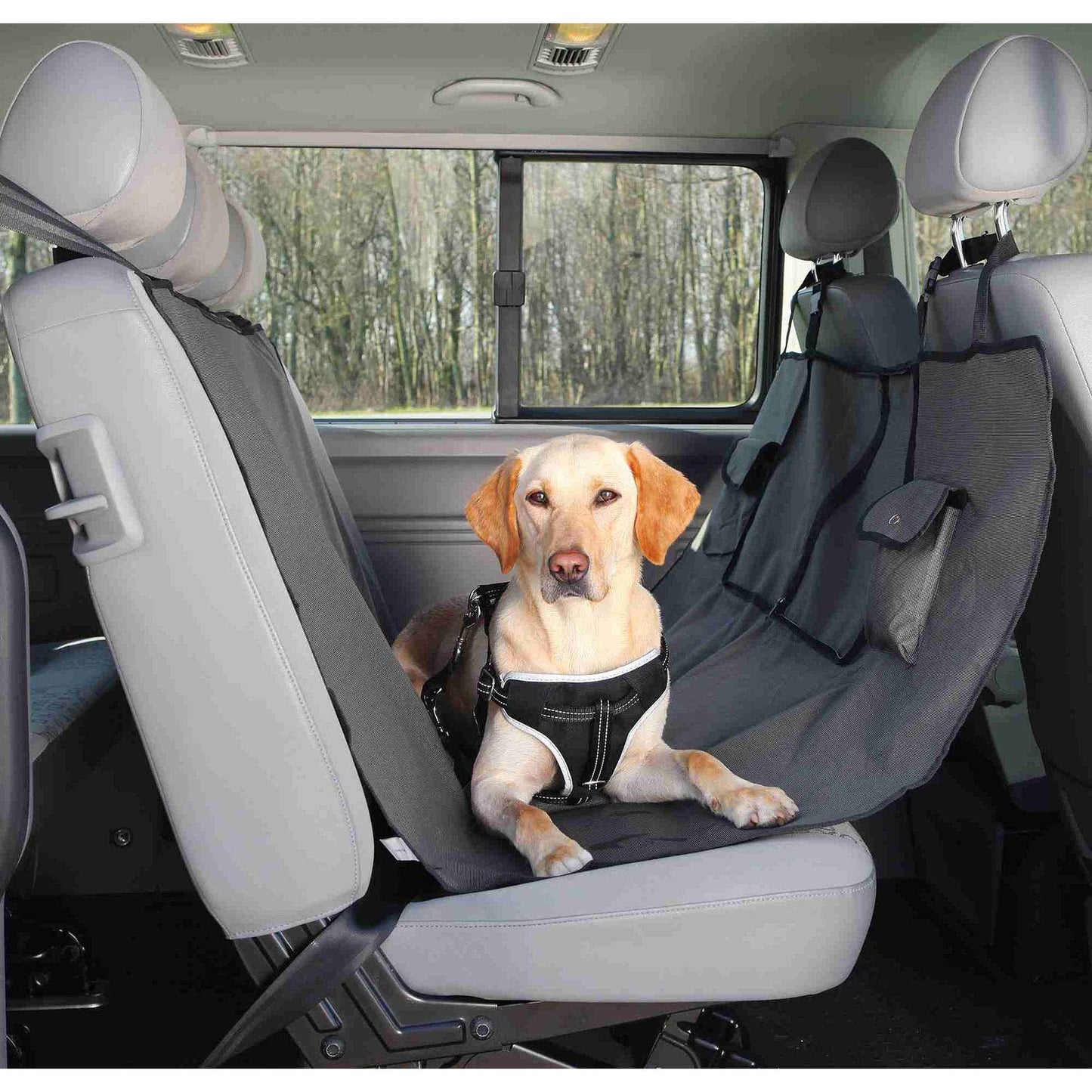 Trixie Car Seat Cover with Two Pockets (1.40 × 1.45 m)